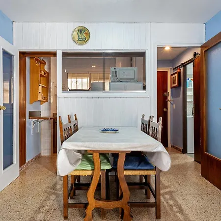 A Dos Minutos Del Mar Apartment *
